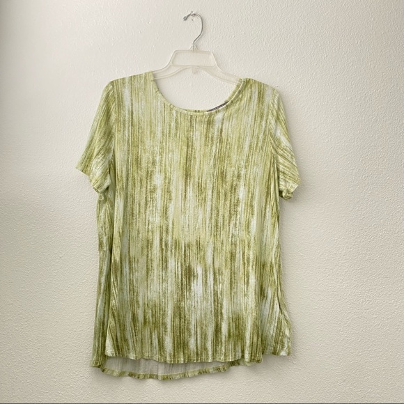 089. Lisa Rinna Collection Green Open Back Top - Picture 5 of 13
